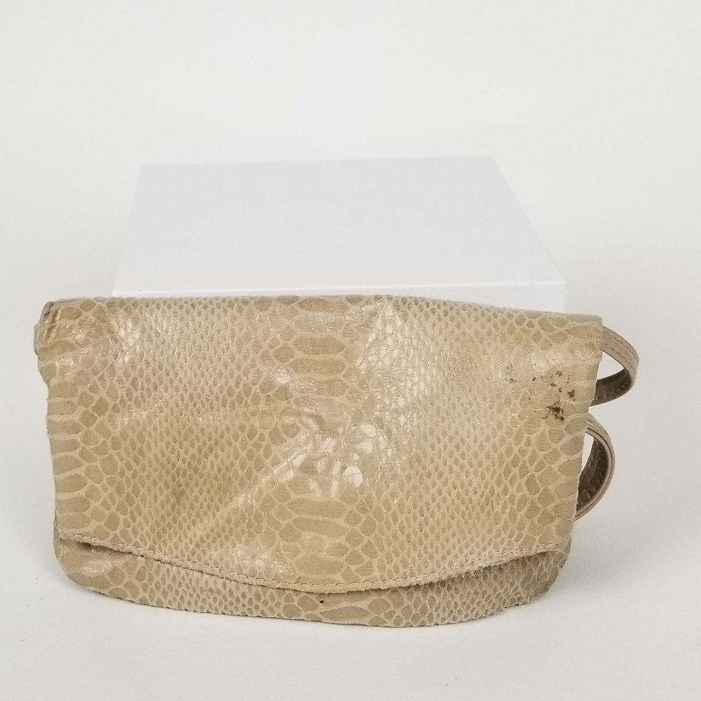 Wristlet Bundle! - Picture 4 of 7
